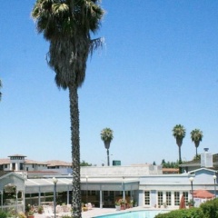 Marianis Inn thumbnail 20
