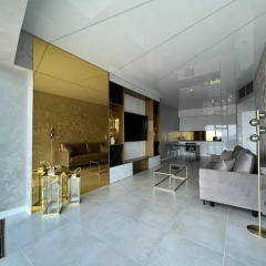 Apartments in Sky Tower with Bathtub near the window