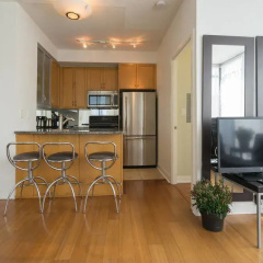 Yorkville Residence thumbnail 4