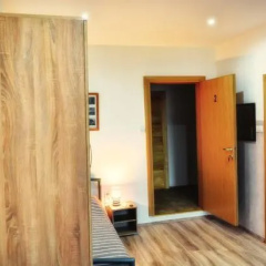 Guest House ZoNa thumbnail 3