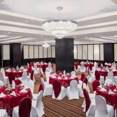Mövenpick Grand Al Bustan Dubai - Bild 18