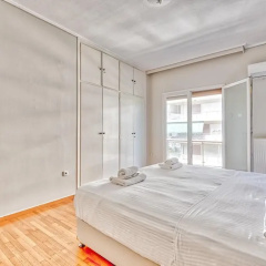 Spacious 3 bedroom apartment in Alimos - Bild 6