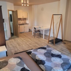 Möbliertes Zimmer - Bild 1