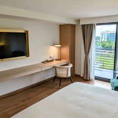 Dolce by Wyndham Hollywood 4