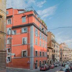 Trevi Fountain Luxury Home thumbnail 1