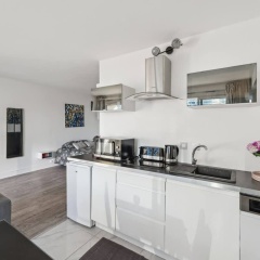 Spacious Studio Balcony -La D Fense-bail Mobilit - Bild 9