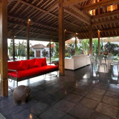 Villa Sebelah - Bild 1