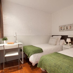 Enjoybcn Gaudi Apartments - Bild 15