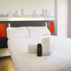 easyHotel Barcelona Fira - Bild 8