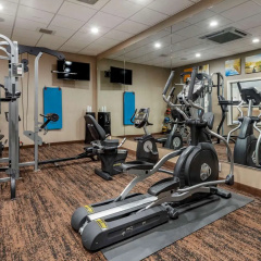 Comfort Inn & Suites Pittsburgh South thumbnail 23
