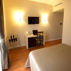listing card gallery