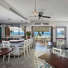 Gordon Hotel & Lounge thumbnail 21