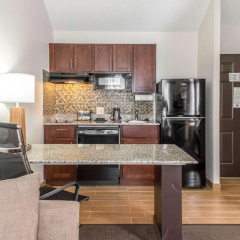 MainStay Suites Pittsburgh Airport thumbnail 16