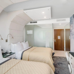 Wyndham Garden Brooklyn Sunset Park thumbnail 3