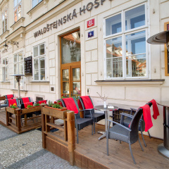 Hotel Three Storks - Bild 17