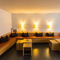 Hotel Marta - 1950’s architecture in Zurich’s vibrant old town, near main station - Bild 3