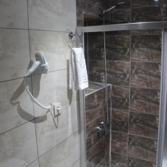 Megaron Hotel - Bild 9