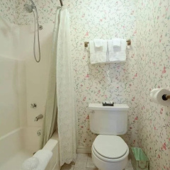 The Brownstone Inn thumbnail 9