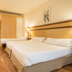 ILUNION Pio XII Hotel - Bild 10