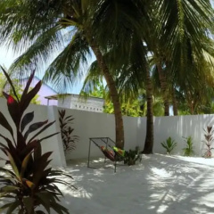 The Captain's Residence thumbnail 2