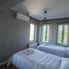 Yeşil Panjurlu Villa Otel - Bild 4