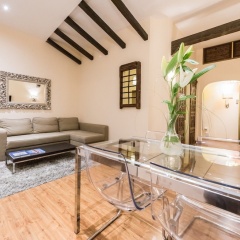 Downtown Jacuzzi - MADFlats Collection - Bild 10