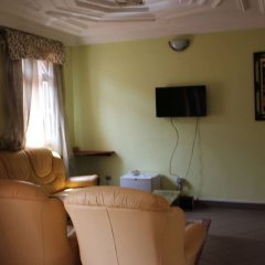 Guins Palace Hotel in Bafoussam, Cameroon from 22$, photos, reviews - zenhotels.com photo 22