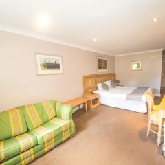 The Rock Hotel thumbnail 1