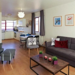 Guesthouse Hill thumbnail 3