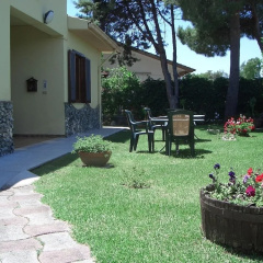 Sybaris B&B thumbnail 11