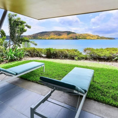 Yacht Club Villa thumbnail 10