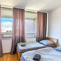 Cozy Neuss Apartment With Modern Amenities - Bild 1