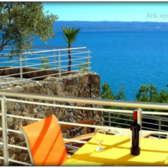 Ark Beach Hotel thumbnail 12