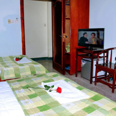 Queen3 Hotel thumbnail 5