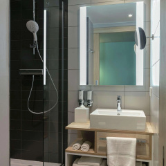 Hampton by Hilton Paris Clichy - Bild 8