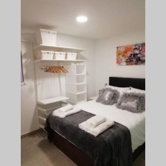 M1 Cool Loft 1 min walk to metro 15 min center by metro - Bild 5
