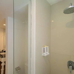 The Kanjeng Suites Villas Seminyak - Bild 8