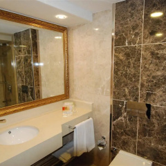 Ege Palas Business Hotel - Bild 8