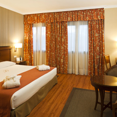 Becquer Hotel, Historic City Center - Bild 6
