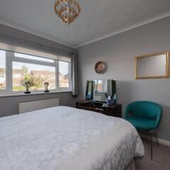 3 Bed Renovated Bungalow - 3 car or RV pkg - Garden in Southampton, United Kingdom from 327$, photos, reviews - zenhotels.com photo 25