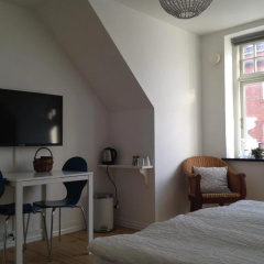 Sweethome Guesthouse thumbnail 1