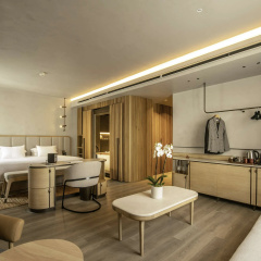 Only YOU Hotel Malaga - Bild 6