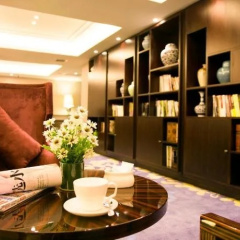 Yarrow Hotel thumbnail 11