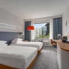 Отель Hilton Rotterdam Нидерланды, Роттердам - 2 отзыва об отеле, цены и фото номеров - забронировать отель Hilton Rotterdam онлайн комната для гостей