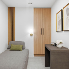 Modern 2BR + Den in Downtown Miami