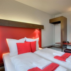 MEININGER Hotel Berlin Hauptbahnhof - Bild 9