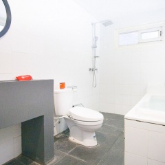 RedDoorz Premium near Senggigi Beach - Bild 7