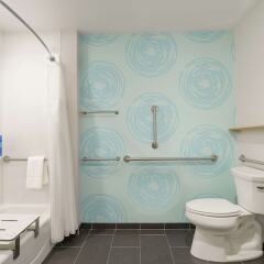 Tru by Hilton Sandusky, OH in Lakeside, United States of America from 220$, photos, reviews - zenhotels.com photo 24