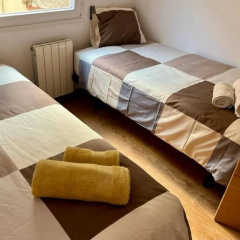 Large Apartment Near Fira and City Center - Bild 1