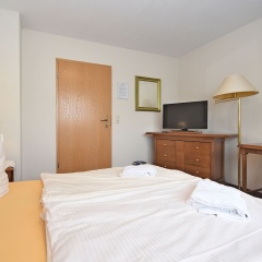 Spacious Apartment with Sauna and Jacuzzi in Harz - Bild 2